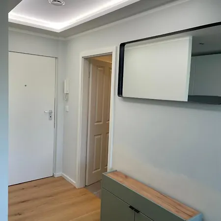 Hochwertige Luxuswohnung Mit Guter Verbindung Zum Flughafen Monachium