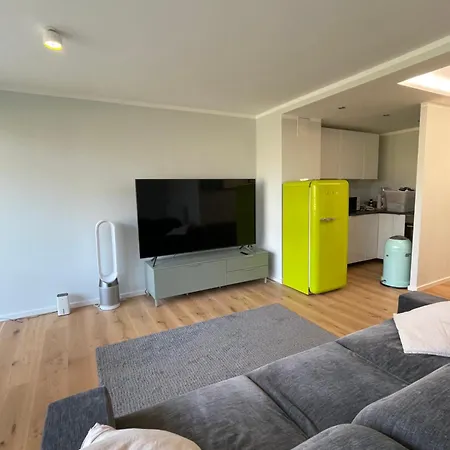 Hochwertige Luxuswohnung Mit Guter Verbindung Zum Flughafen Appartamento Monaco di Baviera